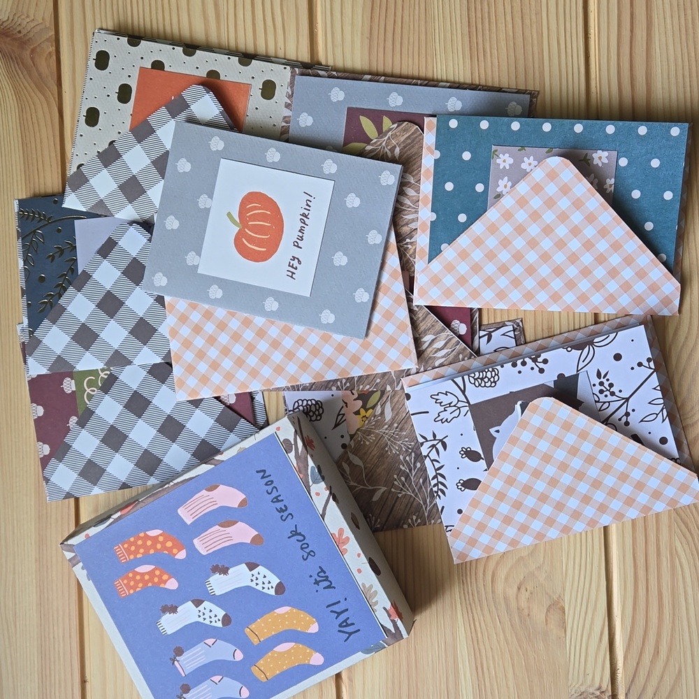 Handmade Mini Boxed Fall Cozy Days Cards & Envelopes Set